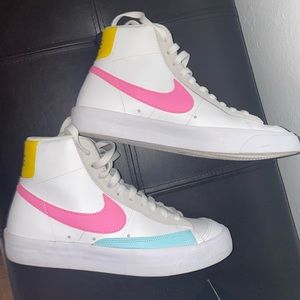 Nike Wmns Blazer Mid '77 Vintage 'Pastel'